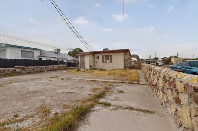 3304 HAMILTON Avenue, El Paso, TX 79930