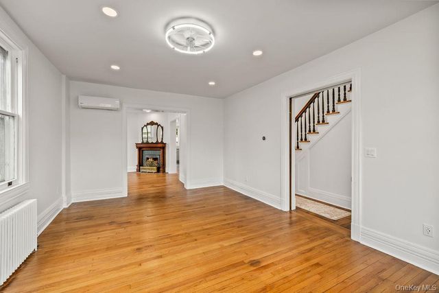 7 Clinton Place, Suffern, NY 10901