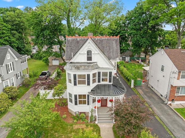 7 Clinton Place, Suffern, NY 10901