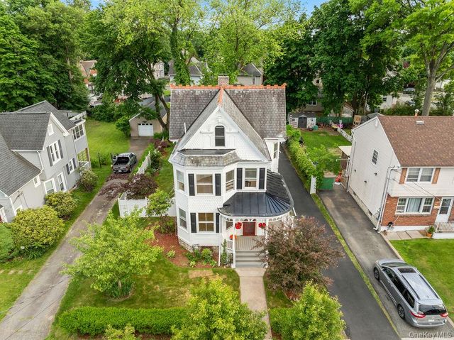 7 Clinton Place, Suffern, NY 10901