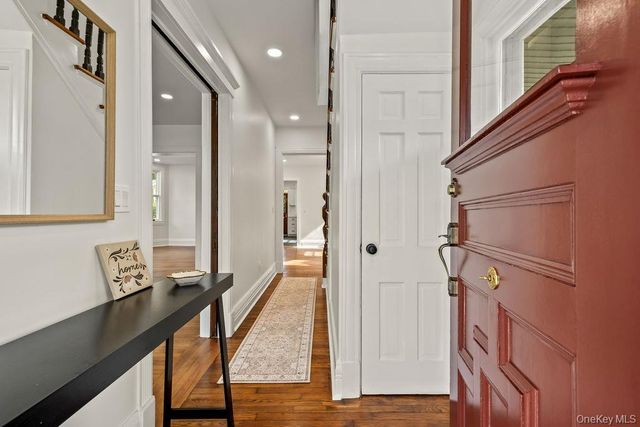 7 Clinton Place, Suffern, NY 10901