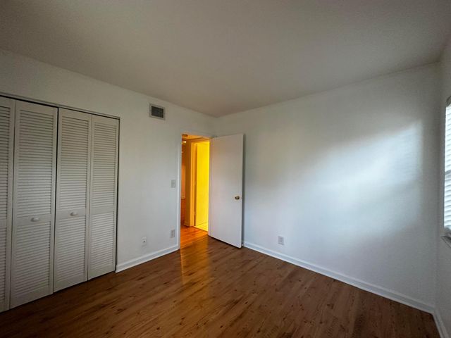 21904 Lake Forest Circle 106, Boca Raton, FL 33433