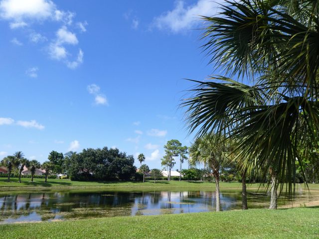 21904 Lake Forest Circle 106, Boca Raton, FL 33433