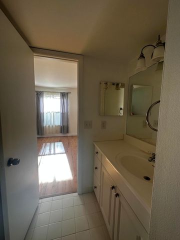 21904 Lake Forest Circle 106, Boca Raton, FL 33433