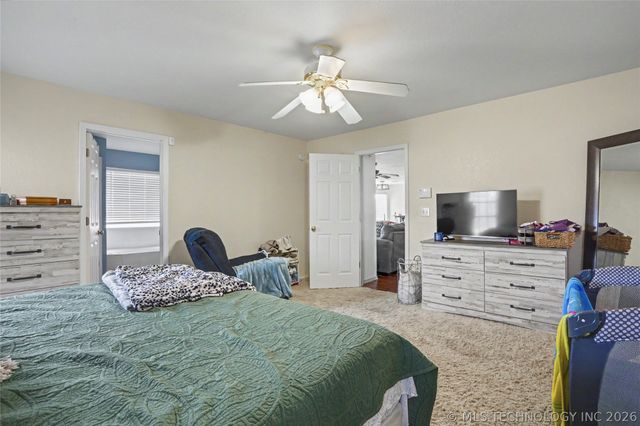 8705 N 127th East Avenue, Owasso, OK 74055