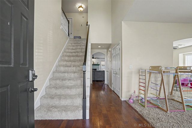 8705 N 127th East Avenue, Owasso, OK 74055