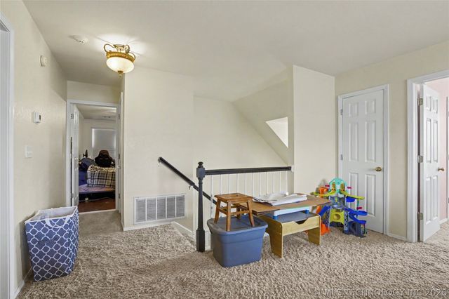 8705 N 127th East Avenue, Owasso, OK 74055