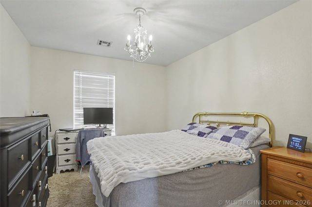 8705 N 127th East Avenue, Owasso, OK 74055