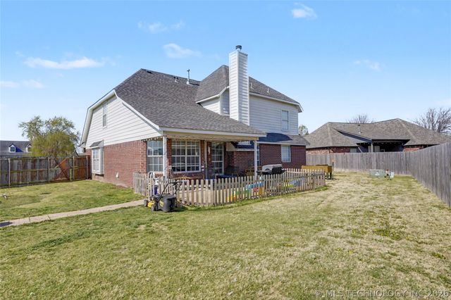 8705 N 127th East Avenue, Owasso, OK 74055