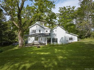 2498 Salt Point Turnpike, Clinton Corners, NY 12514