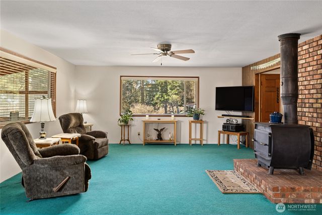 115 W Sixth Street, Cle Elum, WA 98922