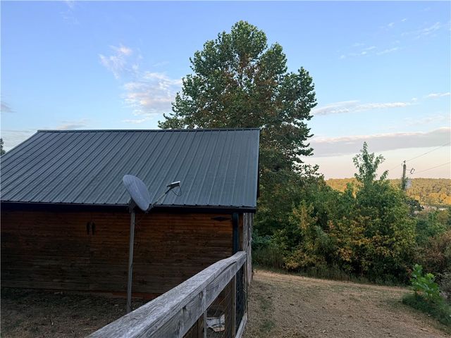 323 3rd Street, Watts, OK 74964