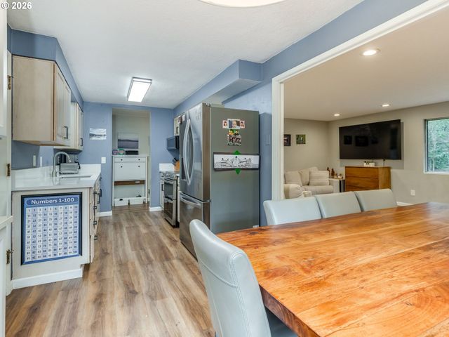 16444 BONAIRE Ave, Lake Oswego, OR 97035