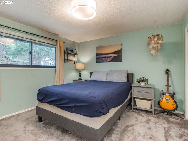 16444 BONAIRE Ave, Lake Oswego, OR 97035