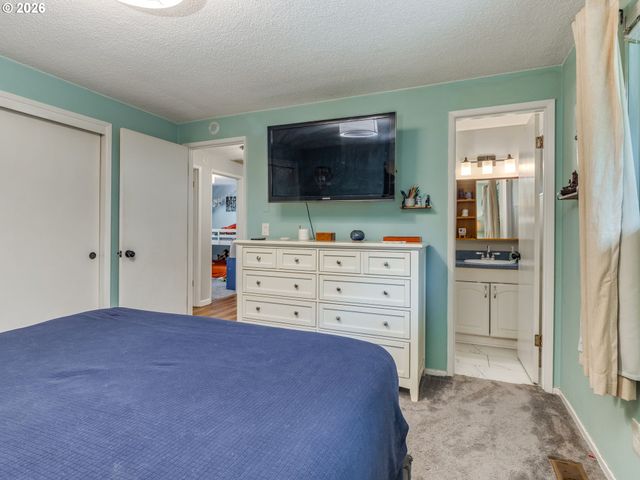 16444 BONAIRE Ave, Lake Oswego, OR 97035