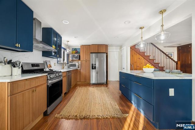 8 Highmont Terrace, Montclair, NJ 07042