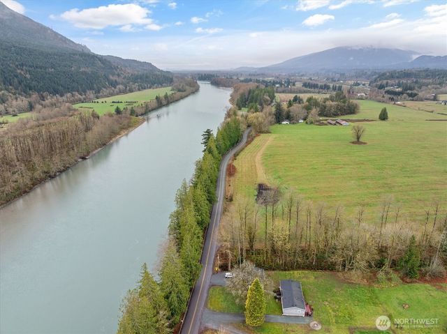 37273 Cape Horn Road, Sedro Woolley, WA 98284