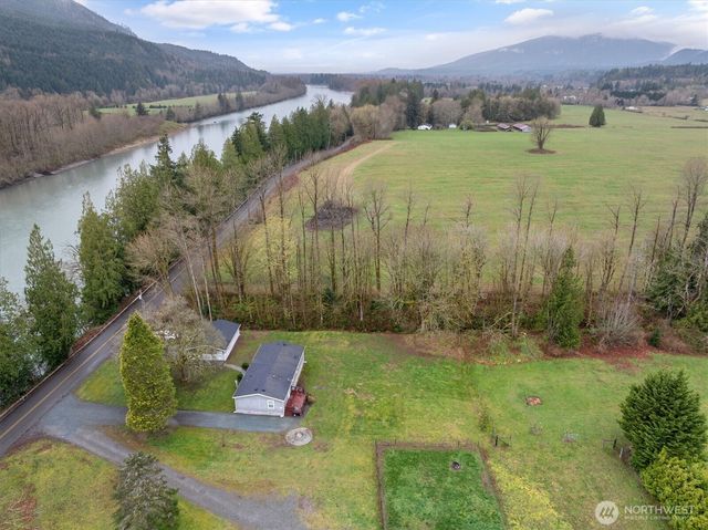 37273 Cape Horn Road, Sedro Woolley, WA 98284