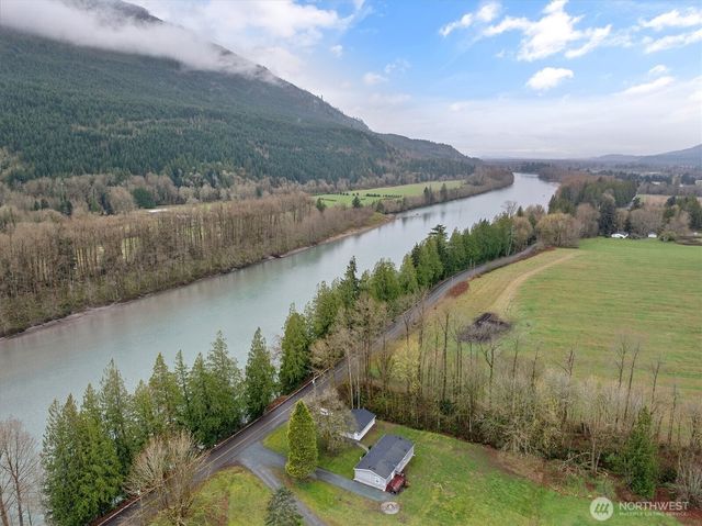 37273 Cape Horn Road, Sedro Woolley, WA 98284