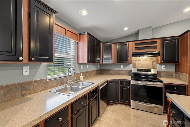 37273 Cape Horn Road, Sedro Woolley, WA 98284