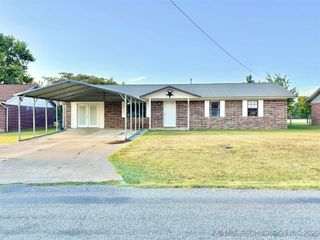 707 NE H. Street, Stigler, OK 74462