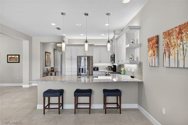 28532 Lobos CIR, Bonita Springs, FL 34135