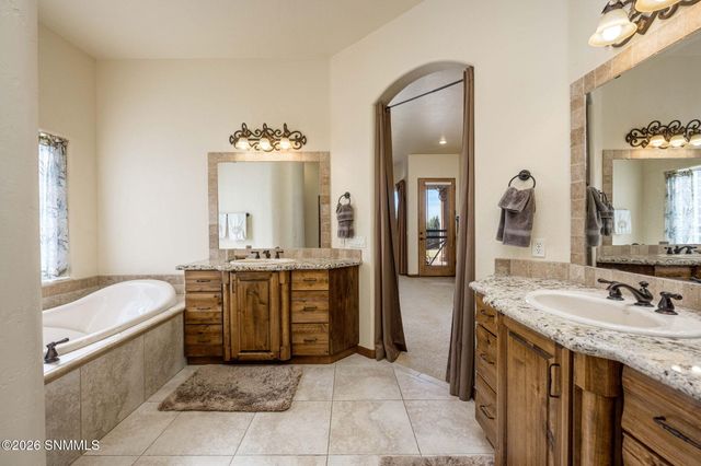 4280 Venetian Loop, Las Cruces, NM 88011