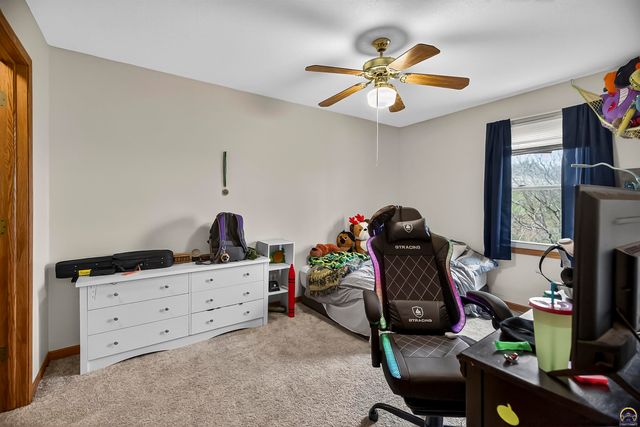 3629 SW Red Hawk CT, Topeka, KS 66614