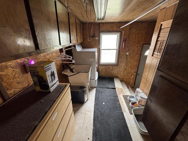 W164N9039 Water STREET, Menomonee Falls, WI 53051