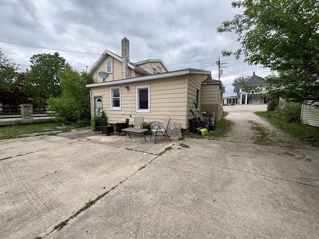 W164N9039 Water STREET, Menomonee Falls, WI 53051