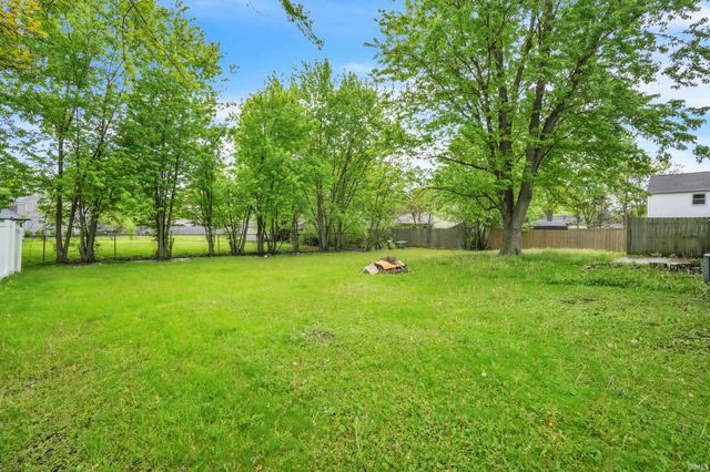 11122 Shalimar Drive, Fort Wayne, IN 46845