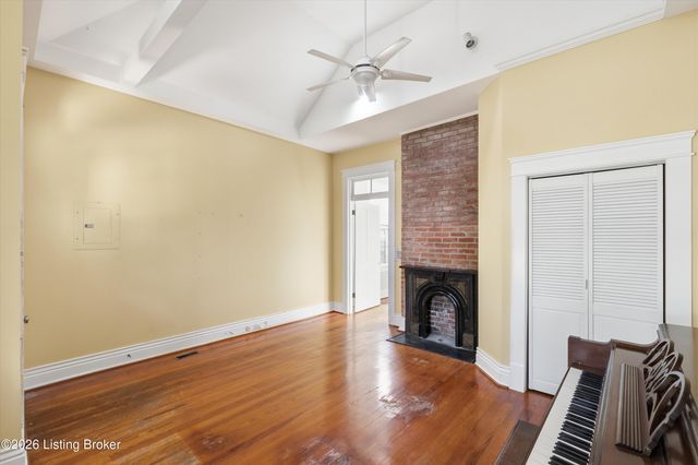 1844 Stevens Ave, Louisville, KY 40205