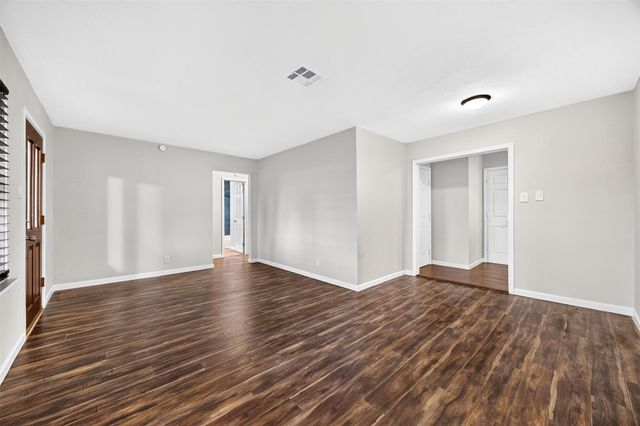 530 Globe Street, Houston, TX 77034