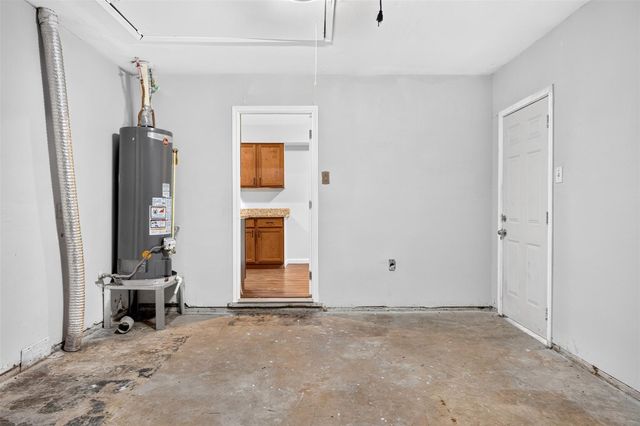 530 Globe Street, Houston, TX 77034