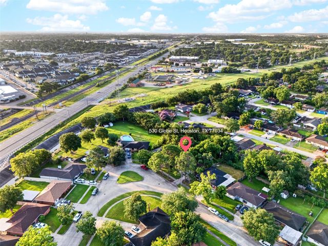 530 Globe Street, Houston, TX 77034