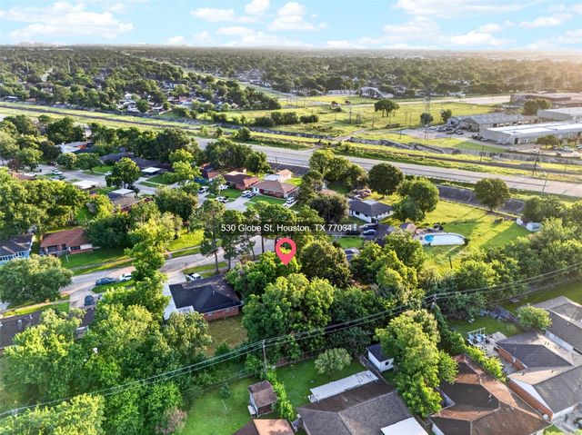 530 Globe Street, Houston, TX 77034