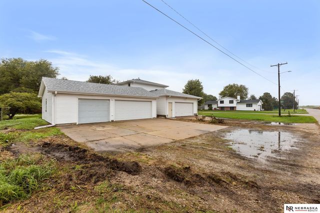 345 Deborah Avenue, Fremont, NE 68025