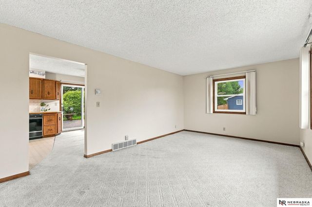 345 Deborah Avenue, Fremont, NE 68025