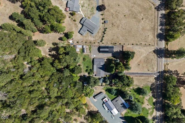333 Earhart Road, Rogue River, OR 97537