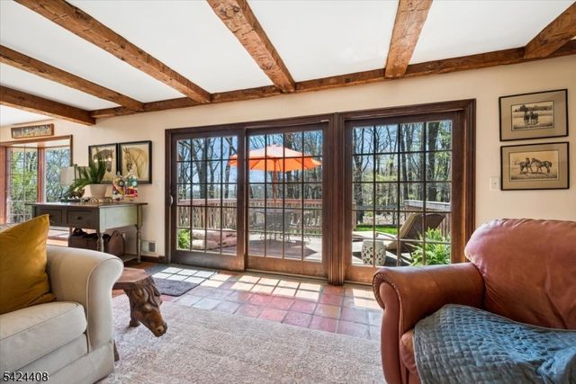 75 Farmersville Rd, Tewksbury Twp., NJ 07830