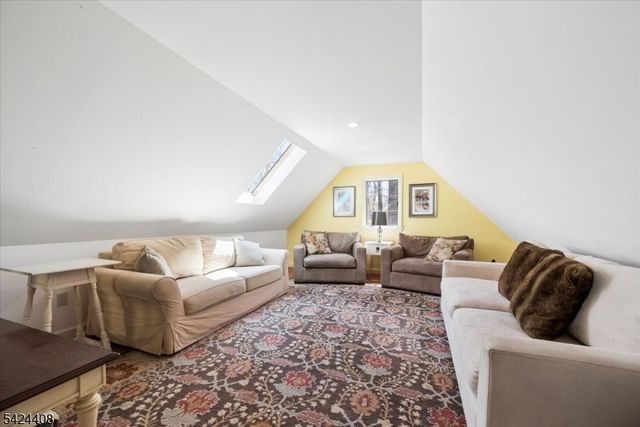 75 Farmersville Rd, Tewksbury Twp., NJ 07830