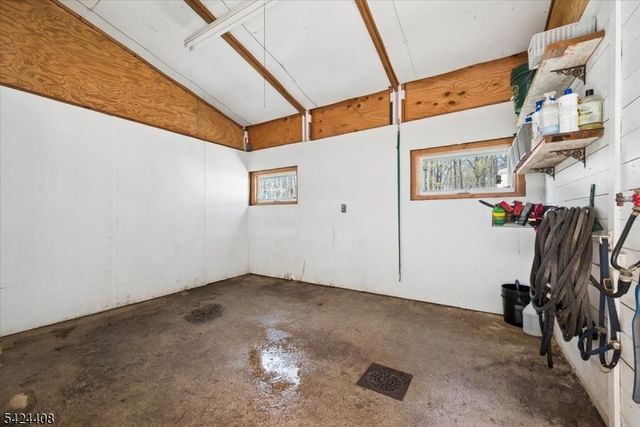 75 Farmersville Rd, Tewksbury Twp., NJ 07830