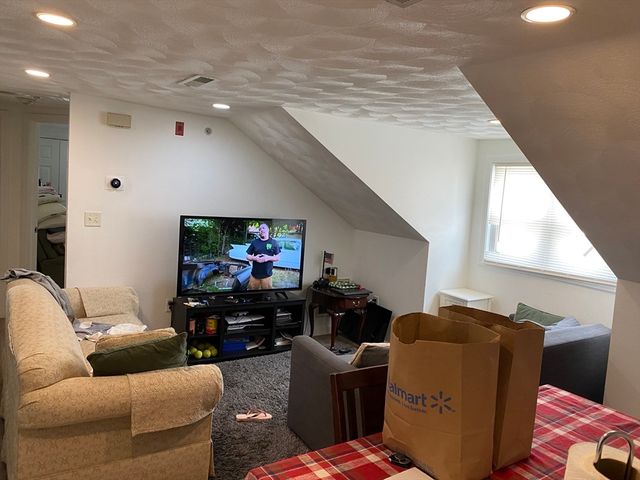 836 Main 836, Melrose, MA 02176