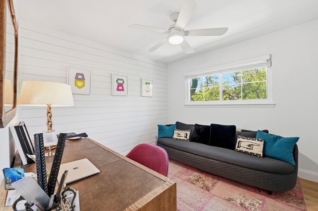 3100 Honey Tree LN, Austin, TX 78746