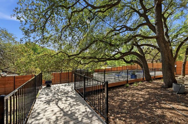 3100 Honey Tree LN, Austin, TX 78746