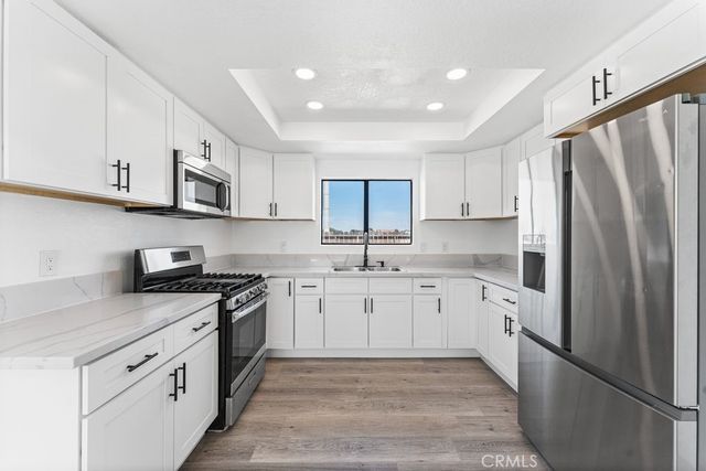 2559 E Avenue J2, Lancaster, CA 93535