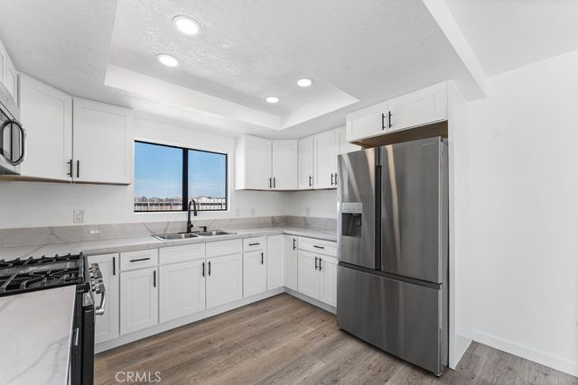 2559 E Avenue J2, Lancaster, CA 93535