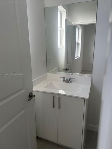 17904 SW 358th St 17904, Homestead, FL 33034