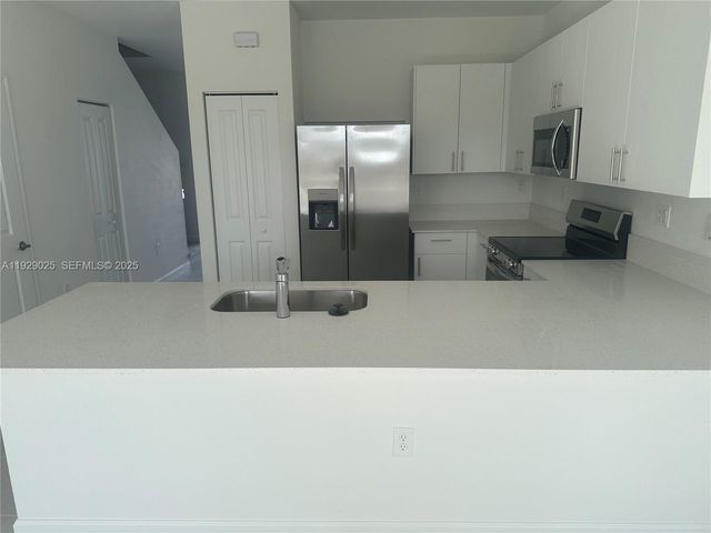 17904 SW 358th St 17904, Homestead, FL 33034