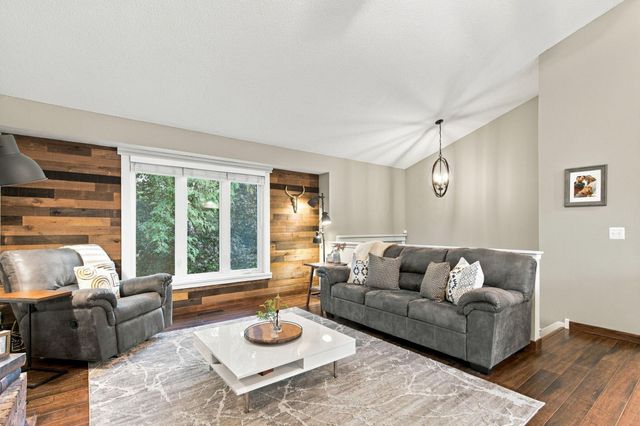 6625 Harlan Drive, Eden Prairie, MN 55346